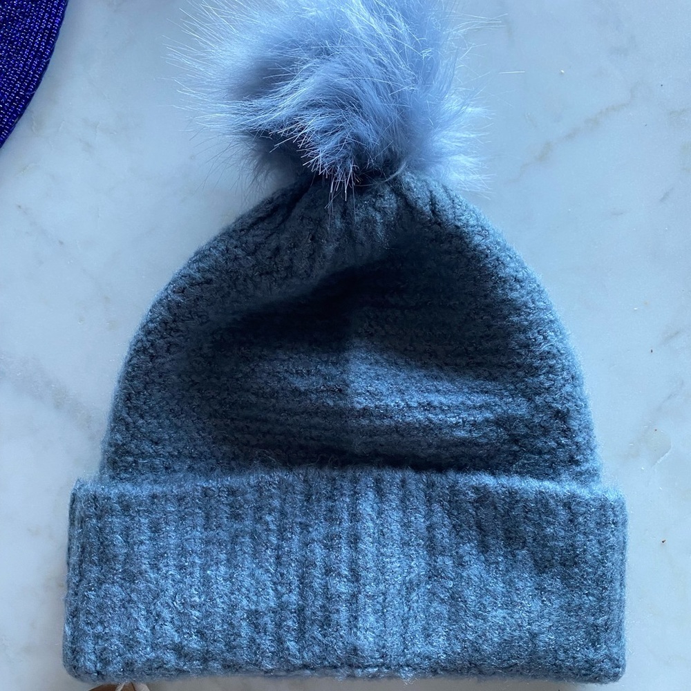 New with tags Beanie hat with pom Pom baby blue